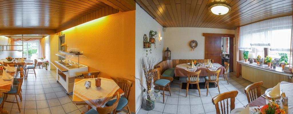 Hotel Haus Gertrud ซิมเมอร์อาท ภายนอก รูปภาพ